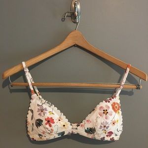 NWOT H&M Floral Bikini Top | Unworn